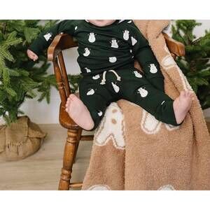 NEW MEBIE BABY snowman hooded french terry set in green